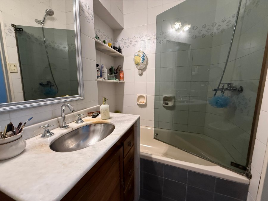 Zona Centro, casa de Gobierno - PH en planta alta en Venta