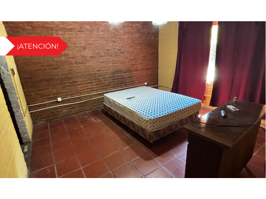 Casa con gran terreno en zona Acceso Norte / Seminario