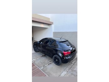 VENDO AUDI A1