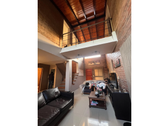 CASA PREMIUM EN VENTA | ZONA SEMINARIO