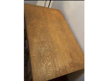 VENDO ESCRITORIO ANTIGUO DE ROBLE RESTAURADO