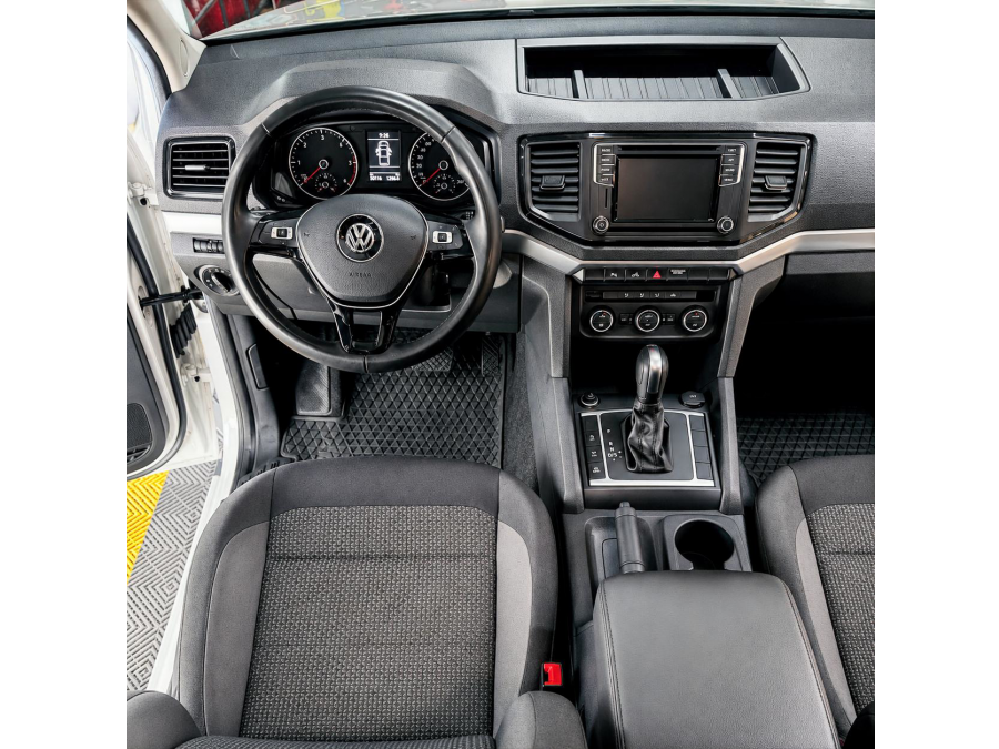 VOLKSWAGEN AMAROK 2.0TD CONFORT 4X2 AT 180HP  AÑO 2021