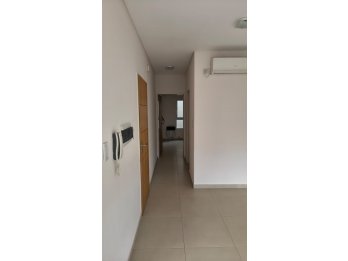 ALQUILO MODERNO DEPARTAMENTO DE UN DORMITORIO