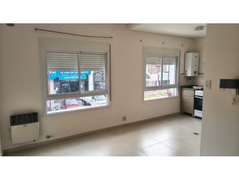 ALQUILO MODERNO DEPARTAMENTO DE UN DORMITORIO