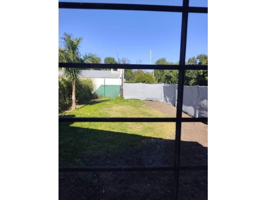 ALQUILER DE CASA EN EL ÑAPINDA Y EL CAMBARA, CIUDAD PARANA