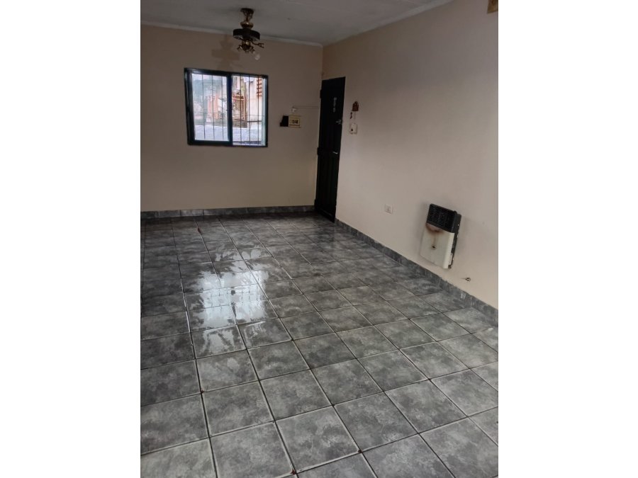 DEPARTEMANTO EN PARANA ZONA CALLE CELIA TORRA