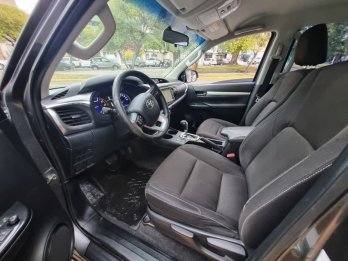 No te demores Toyota Hilux 2.8 TD SRV 4x4 Aut / 2016