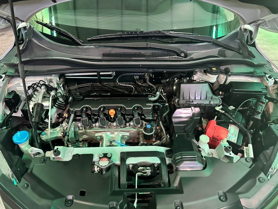 HONDA HRV AT SERVIS OFICIALES. 74.000 KMS