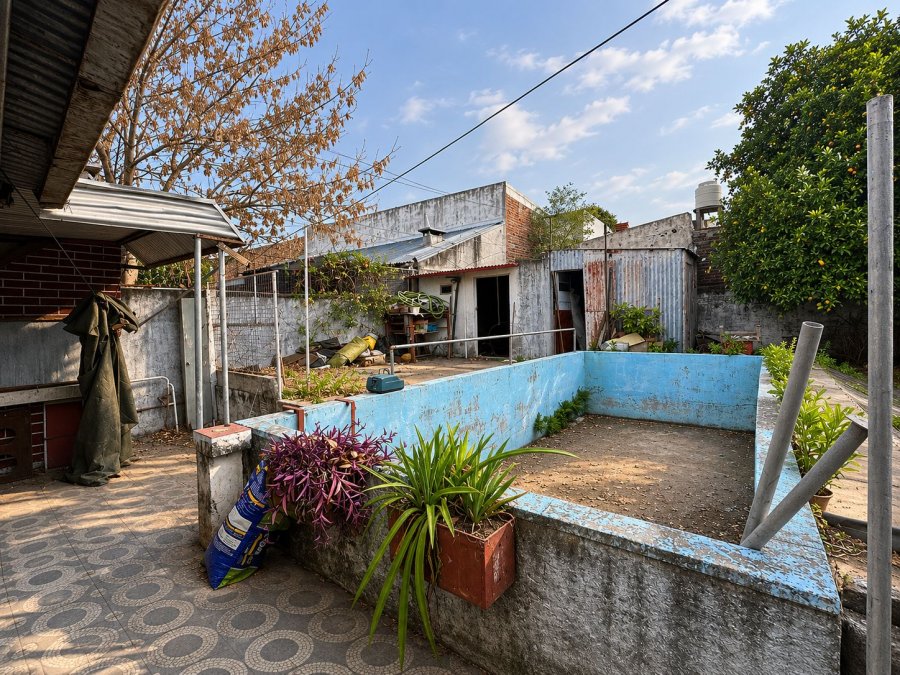 Victorio Camerano 1826. Casa A Remodelar APTA CREDITO