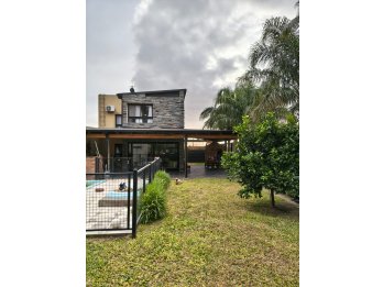 🏡 VENTA de GRAN CASA en ESQUINA - GAREIS, VILLA FONTANA 🌱
