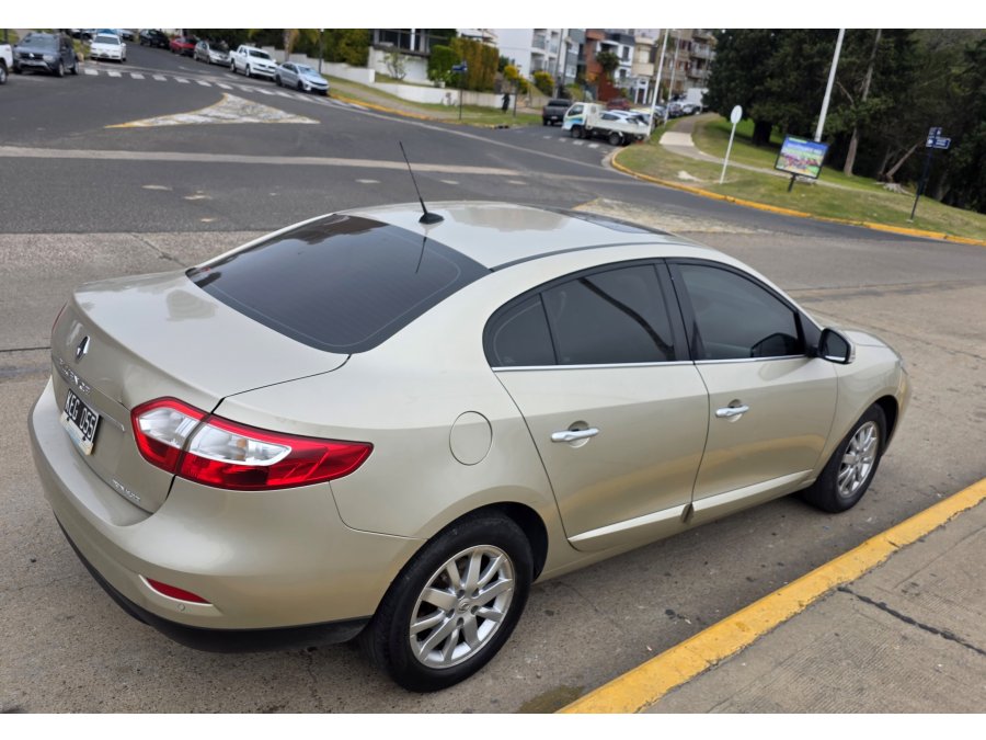 RENAULT FLUENCE PRIVILEGE MT MOD 2011 FULL FULL TOPE GAMA 6T