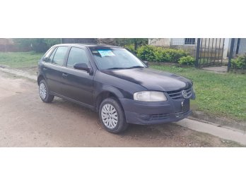Vendo Mod. 2011 c/gnc - ESCUCHO OFERTAS RAZONABLES -