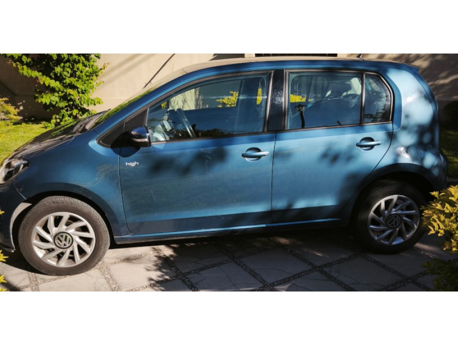 ¡Impecable! VW High Up! 2019 - Solo 39.000 km