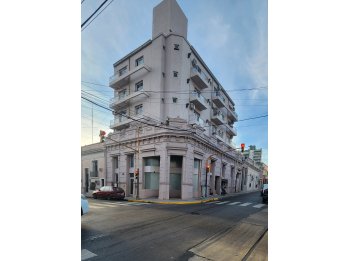 OFICINAS/ consultorios EN ALQUILER Y VENTA - Microcentro