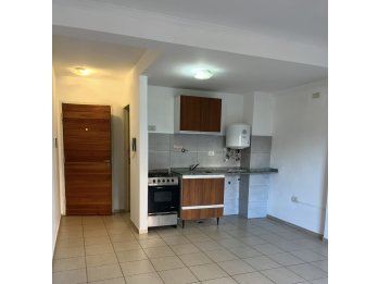En alquiler excelente zona Monoambiente!!!