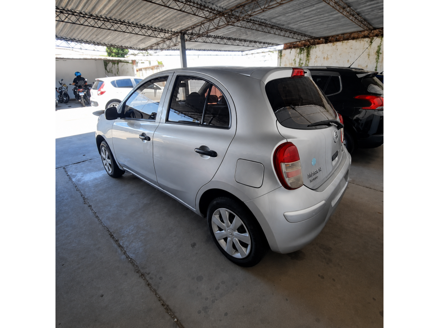NISSAN MARCH 1.6 ACTIVE PURE DRIVE AÑO 2.015