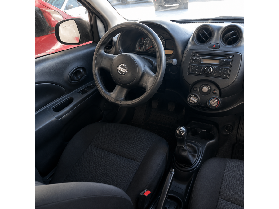 NISSAN MARCH 1.6 ACTIVE PURE DRIVE AÑO 2.015