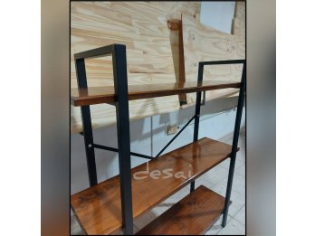 TRABAJOS DE HERRERIA Y MADERA