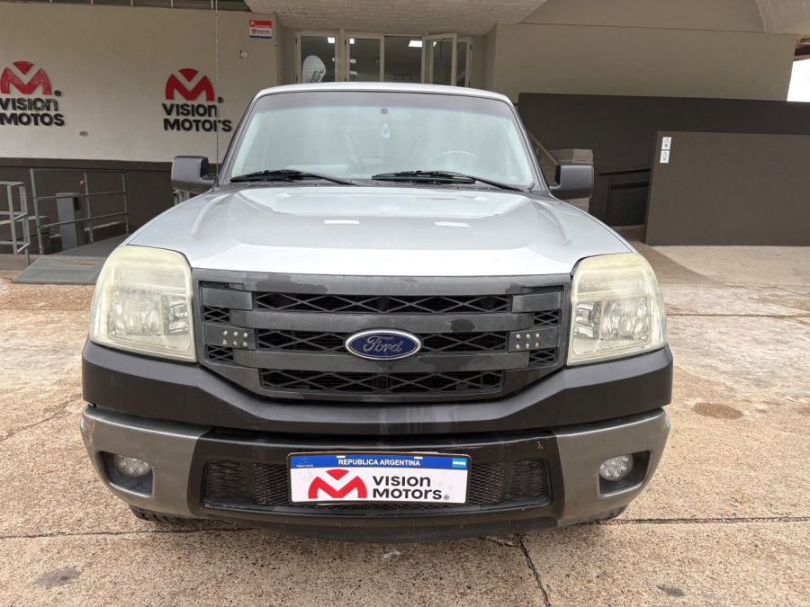FORD RANGER 3.0L DC 4x2 XL PLUS. Recibo vehículos