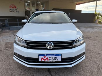 VOLKSWAGEN VENTO 1.4 TSI BM TECH. Recibo vehículos.