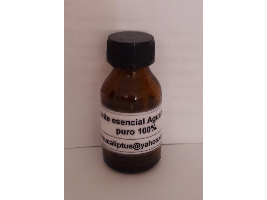 Aceites esenciales de Eucalipto y de Aguaribay.
