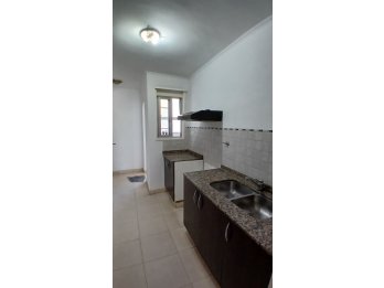 🏢✨ **DEPARTAMENTO DE 3 DORMITORIOS EN ALQUILER – PLENO CENT