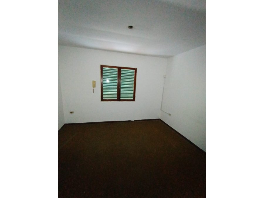 VENTA DE DUPLEX CALLE DIAMANTE SERVICIOS CONECTADOS