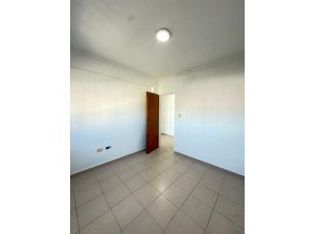 Venta de departamento Calle Alem e Yrigoyen. 1 dormitorio