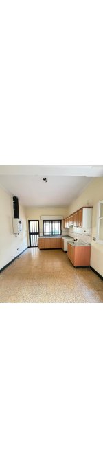 VENTA AMPLIA CASA EN PLANTA ALTA – ECHAGUE Y CURA ALVAREZ.