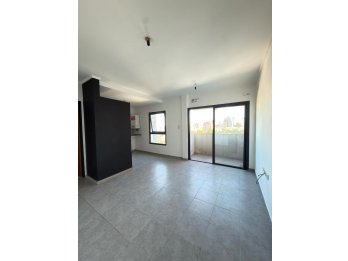Hermoso departamento con cochera calle uruguay y la rioja.