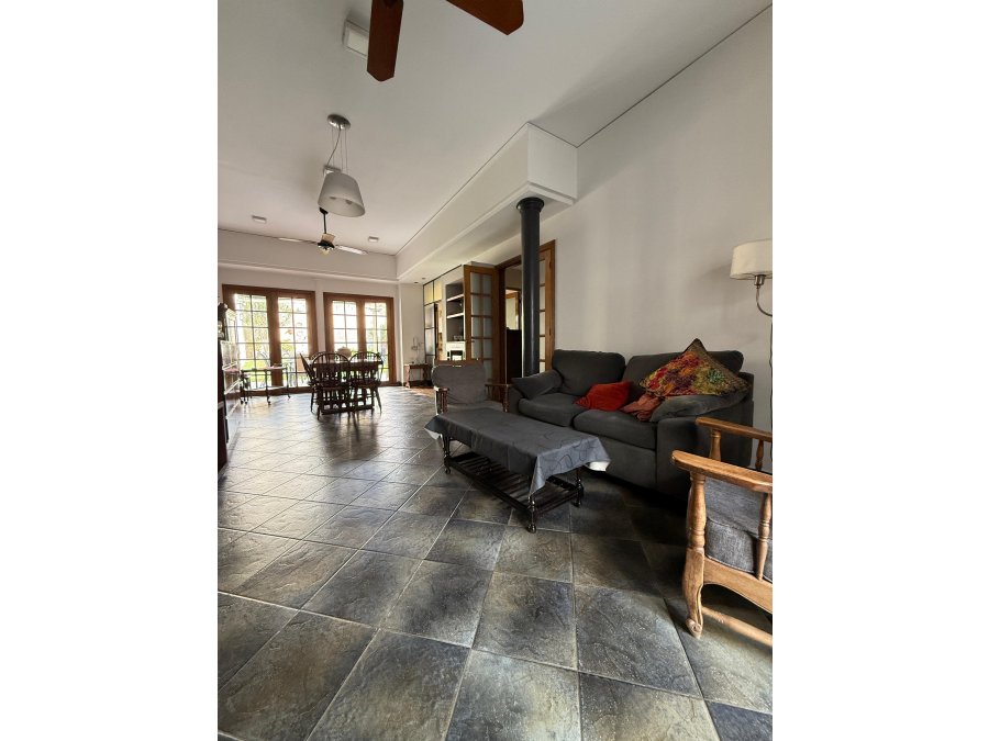 CASA 3 DORMITORIOS EN VENTA / 275 m² CENTRO DE PARANÁ