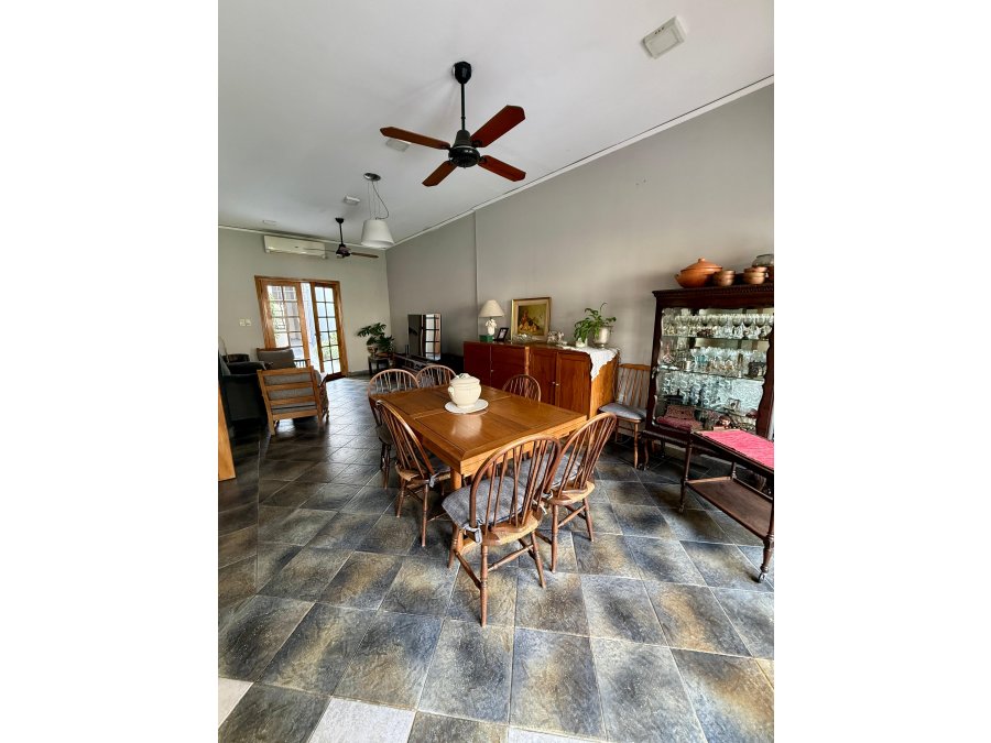 CASA 3 DORMITORIOS EN VENTA / 275 m² CENTRO DE PARANÁ