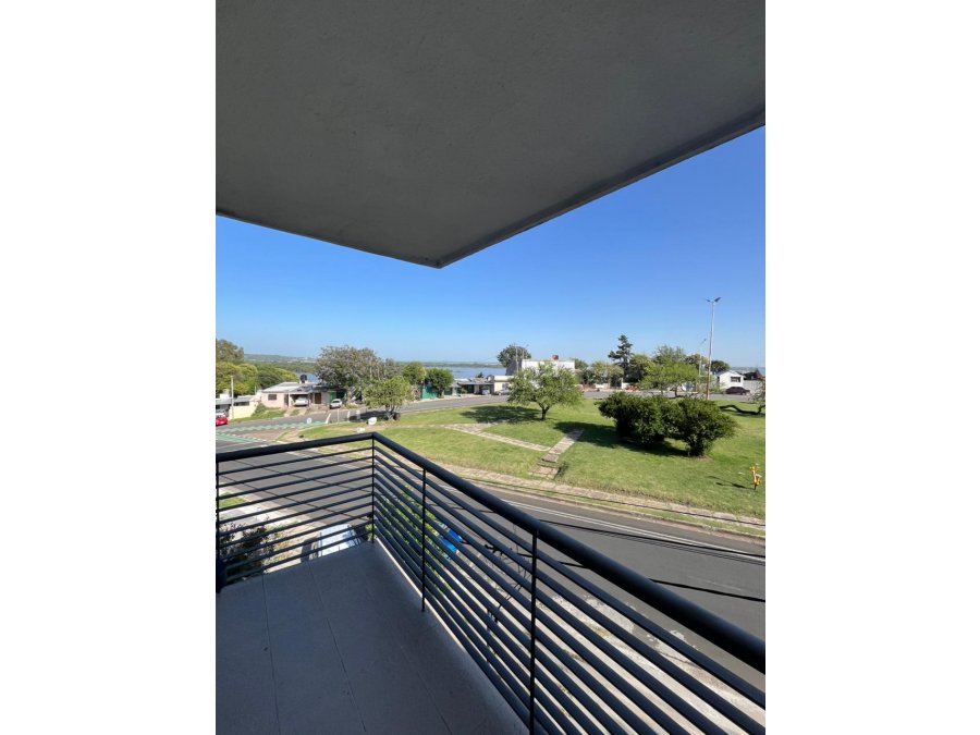 TRÍPLEX PREMIUM CON VISTA AL RÍO - ZONA THOMPSON
