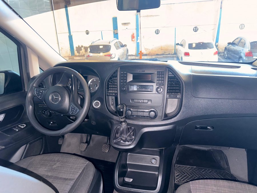 Vendo Mercedes Benz Vito mixto plus 2018. 8 asientos.