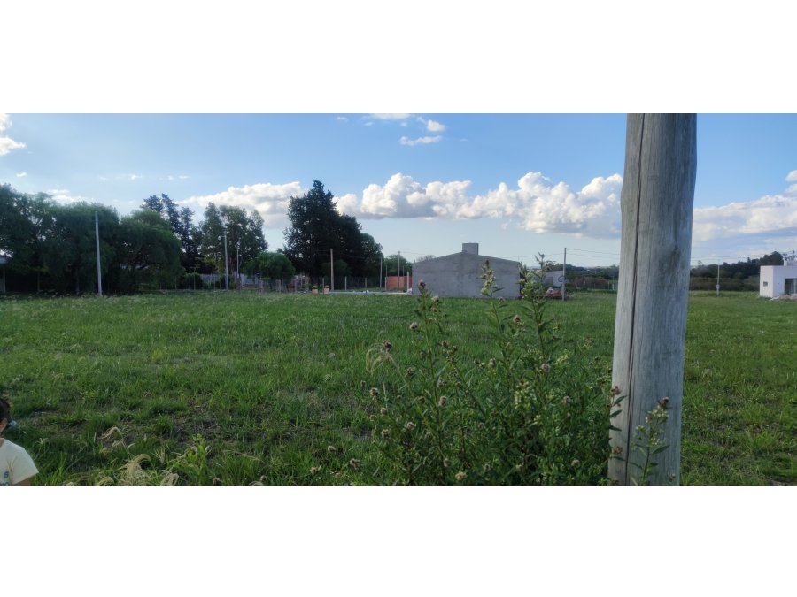 VENDO HERMOSO TERRENO FRENTE A "LAS ACACIAS" SAUCE MONTRULL
