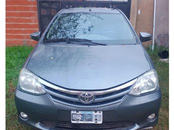ETIOS XLS - 5 PUERTAS -  2015