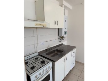 Se alquila monoambiente centrico calle Yrigoyen y 25 de Mayo