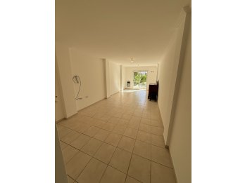 Se alquila monoambiente centrico calle Yrigoyen y 25 de Mayo