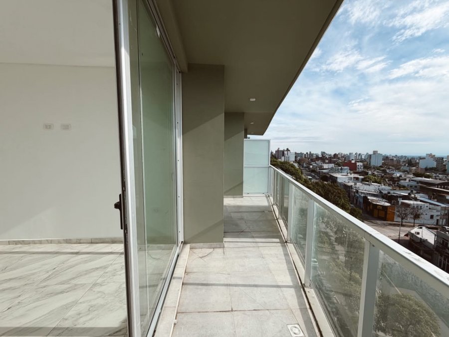 Venta dpto dos dormitorios Alem 866