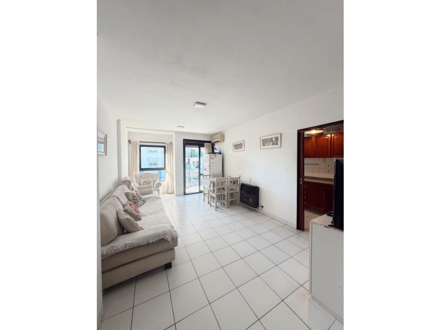 apto credito,dpto en venta 3 dorm + cochera calle URQUIZA