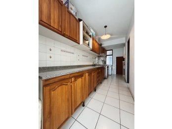 apto credito,dpto en venta 3 dorm + cochera calle URQUIZA