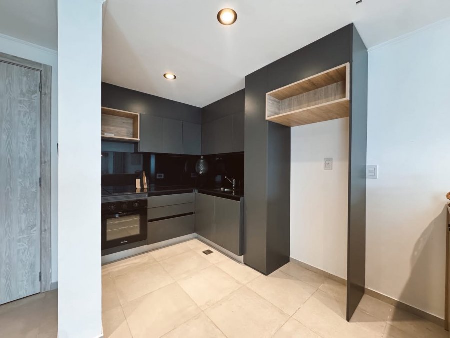 Venta Dpto 1 dorm + balcon + patio Calle La paz 48
