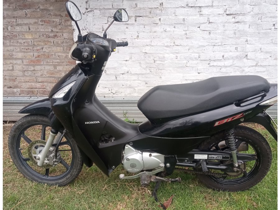 Vendo honda biz 125 2017 único dueño