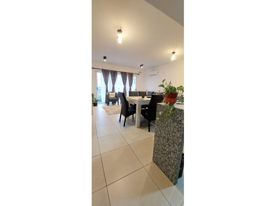 Vendo hermoso departamento 2 dormitorios, cochera