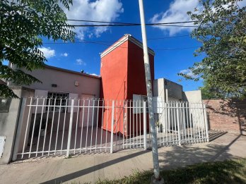 EN VENTA CASA EN ZONA NORTE - OPORTUNIDAD DE INVERSION