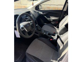 Ford Focus Sedan 1.6l 126.000km