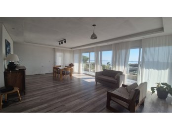 🏡✨ **CASA PREMIUM EN VENTA – BARRIO PRIVADO PUERTO URQUIZA*