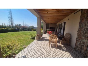 🏡✨ **CASA PREMIUM EN VENTA – BARRIO PRIVADO PUERTO URQUIZA*