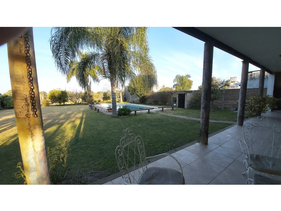 Casona con amplio parque y pileta, Villa Urquiza