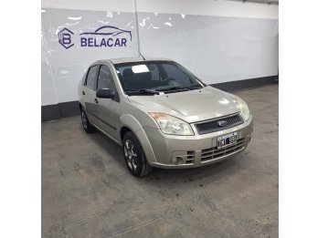 FORD FIESTA MAX 1.6L - 2010 - 193.000 KMS
